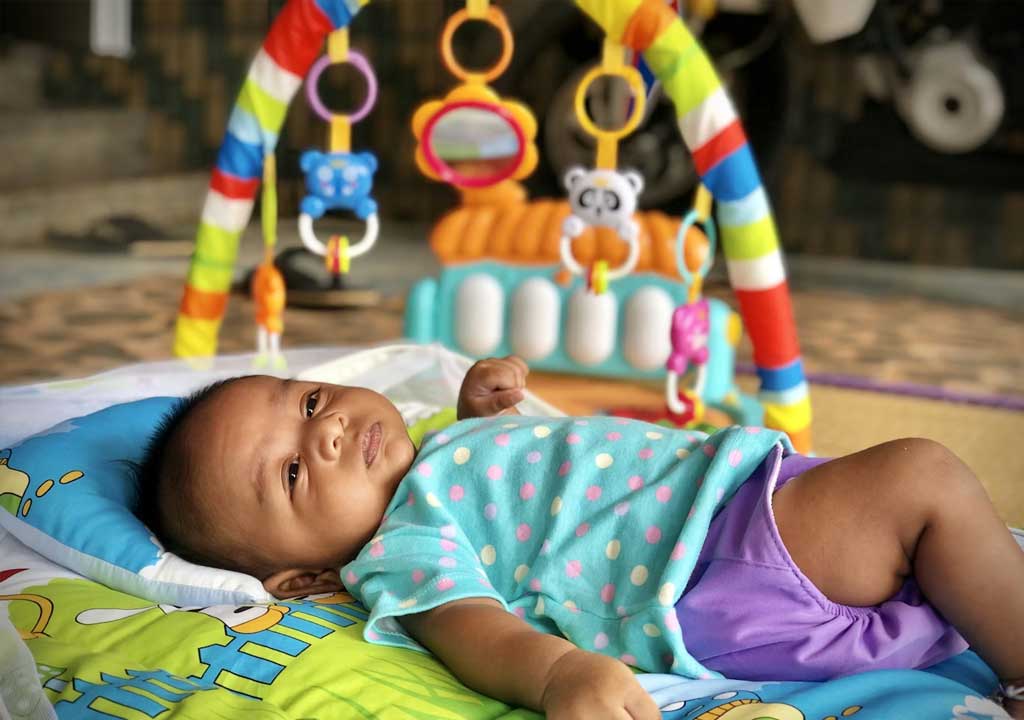Best Baby Gear for Small Nurseries: Space-Saving Solutions
